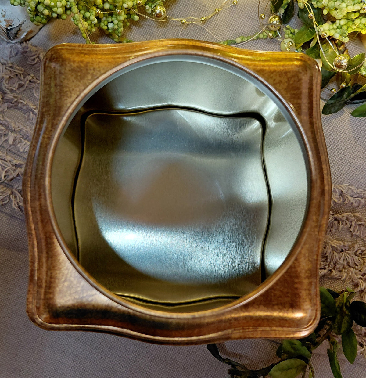 Strawberry Thief Dome Lid Caddy
