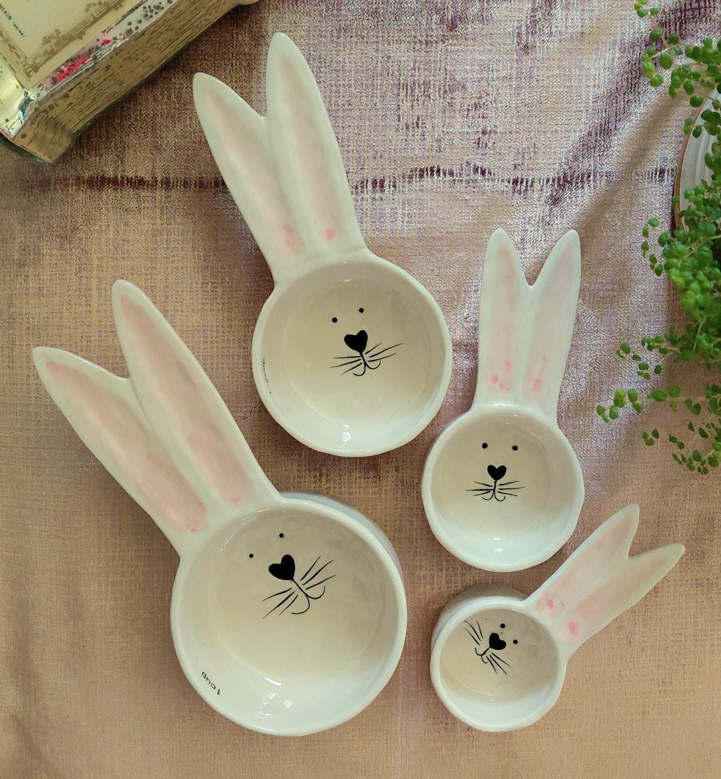 Quality Ceramic Bunny Measuring Cups