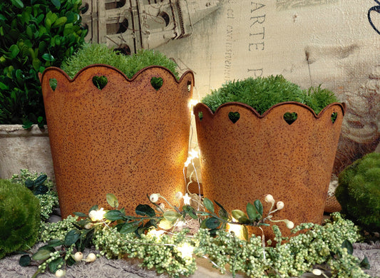 Rustic Scalloped Heart Planter - Large